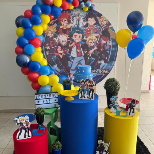 Mesa de Decoração Beyblade - Aluguel