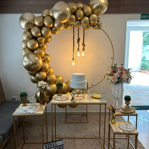 Mesa de Decoração Bodas de Ouro - Aluguel