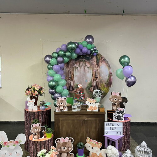 Mesa de Decoração Bosque Encantado - Aluguel