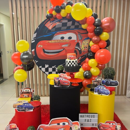 Mesa de Decoração Carros - Aluguel