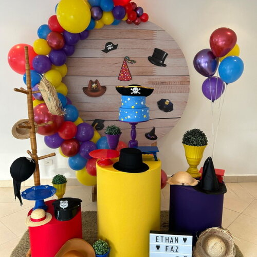 Mesa de Decoração Chapéus - Aluguel