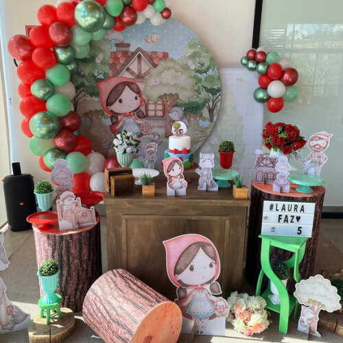 Mesa de Decoração Chapeuzinho Vermelho - Aluguel