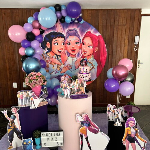 Mesa de Decoração Guerreiras do Kpop - Aluguel