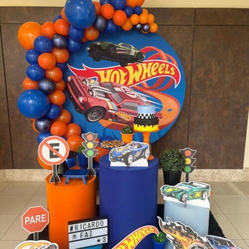 Mesa de Decoração Hotwheels - Aluguel