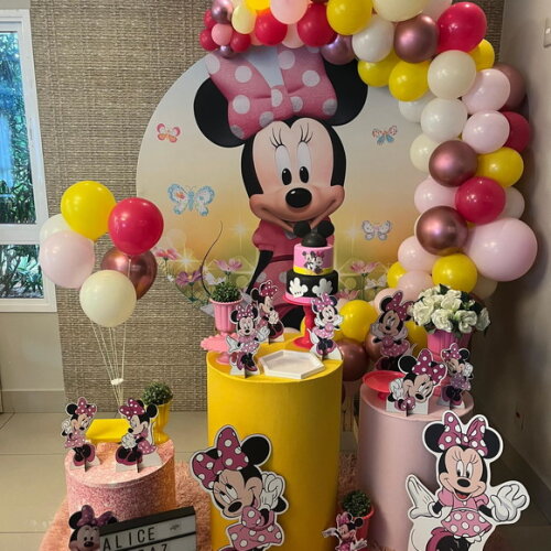 Mesa de Decoração Minnie Rosa - Aluguel
