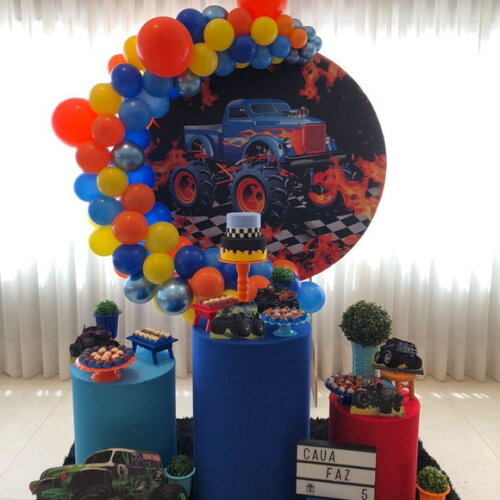 Mesa de Decoração Monster Truck/ Hotwheels - Aluguel