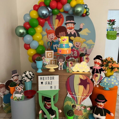 Mesa de Decoração Mundo Bita - Aluguel