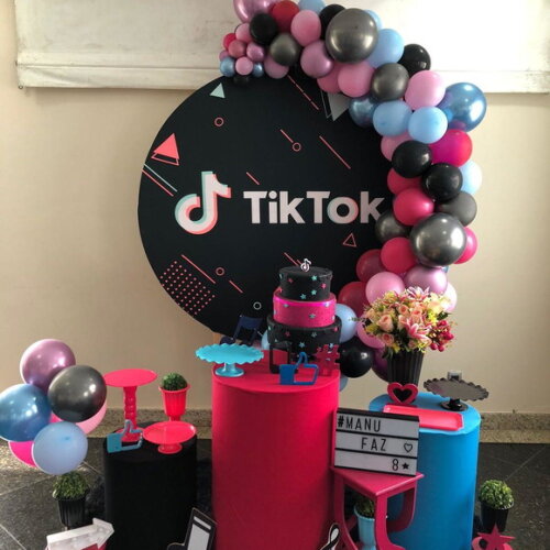 Mesa de Decoração Tik Tok - Aluguel