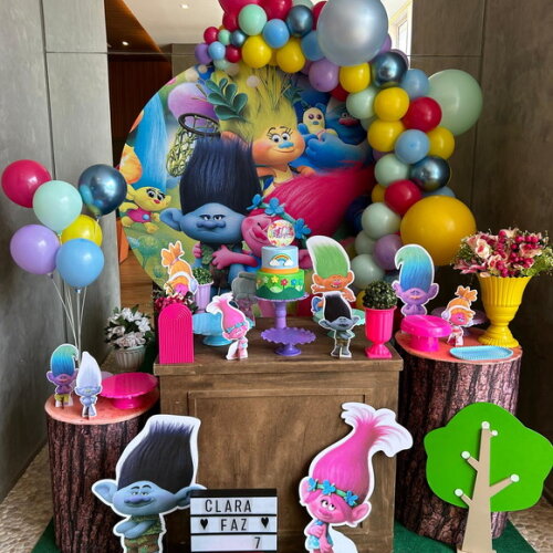 Mesa de Decoração Trolls - Aluguel