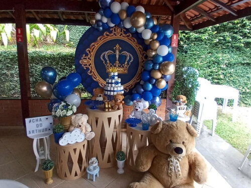 Mesa de Decoração Urso Rei - Aluguel
