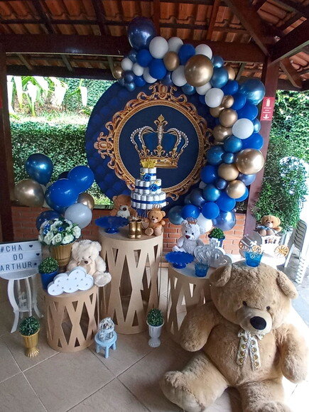 Mesa de Decoração Urso Rei - Aluguel