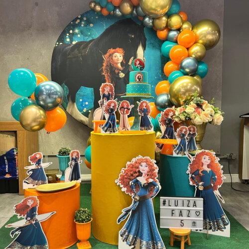 Mesa de Decoração Valente/ Merida - Aluguel