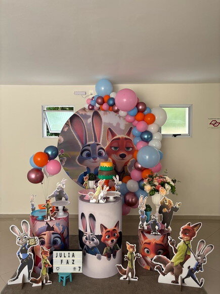 Mesa de Decoração Zootopia - Aluguel
