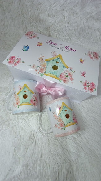 Caica Cartonada com 2 Canecas Convite Padrinhos