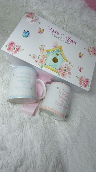 Caica Cartonada com 2 Canecas Convite Padrinhos