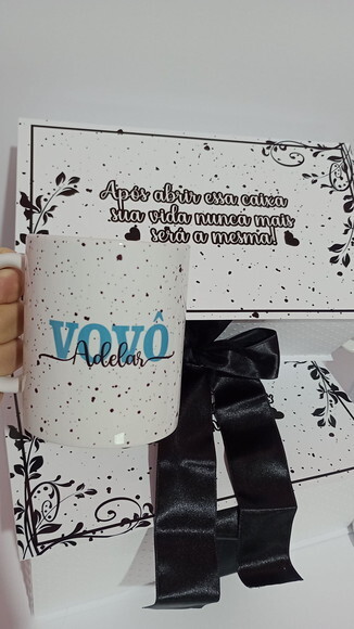 Caixa Cartonada com 2 Canecas Convite Padrinhos