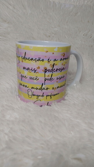 Canecas de cerâmica