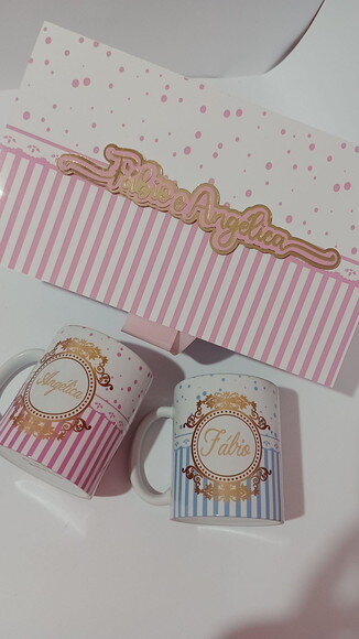 Caixa Cartonada com 2 Caneca Convite Padrinhos