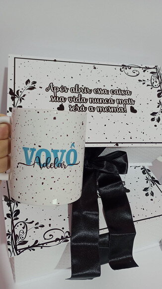 Caixa Cartonada com 2 Canecas Convite Padrinhos