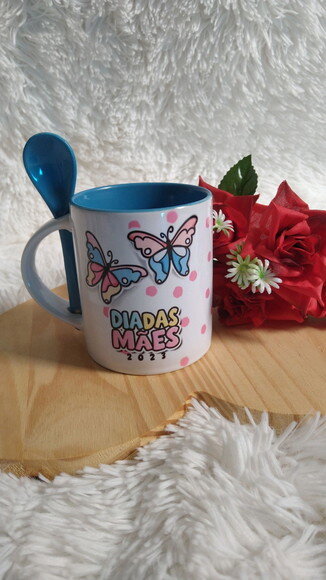 Caneca de Cerâmica com Colher