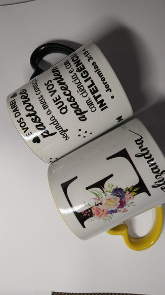 Caneca De Cerâmica Alça De Coração
