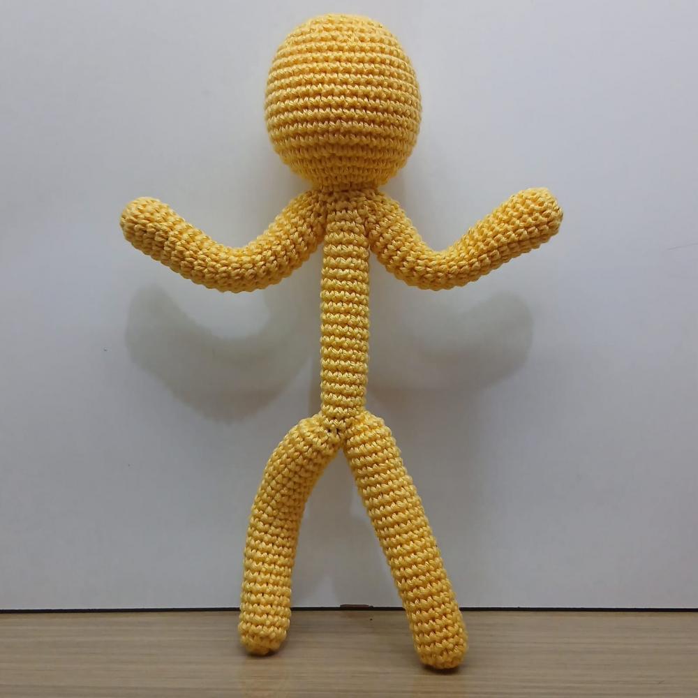 Boneco Homem Palito Amigurumi Articulado Stickman Crochê