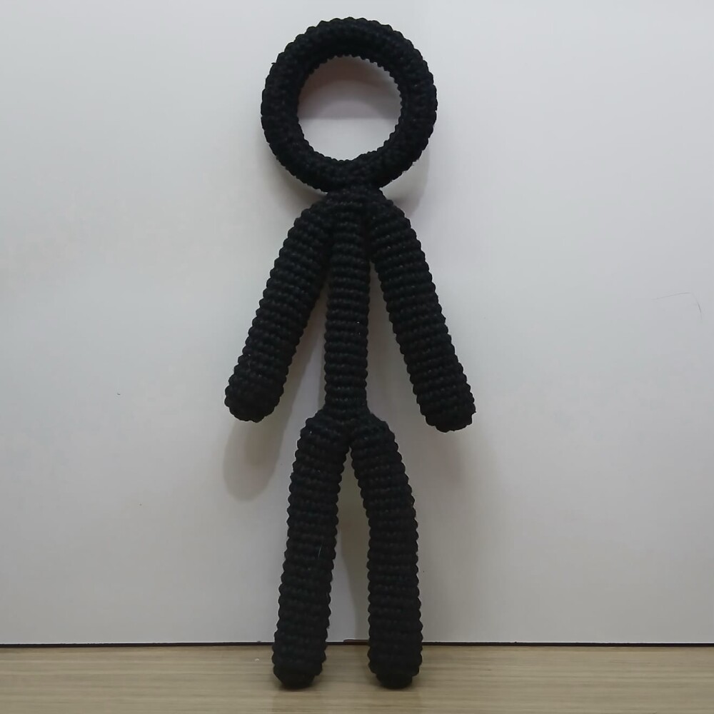 Boneco Homem Palito Amigurumi Articulado Stickman Crochê