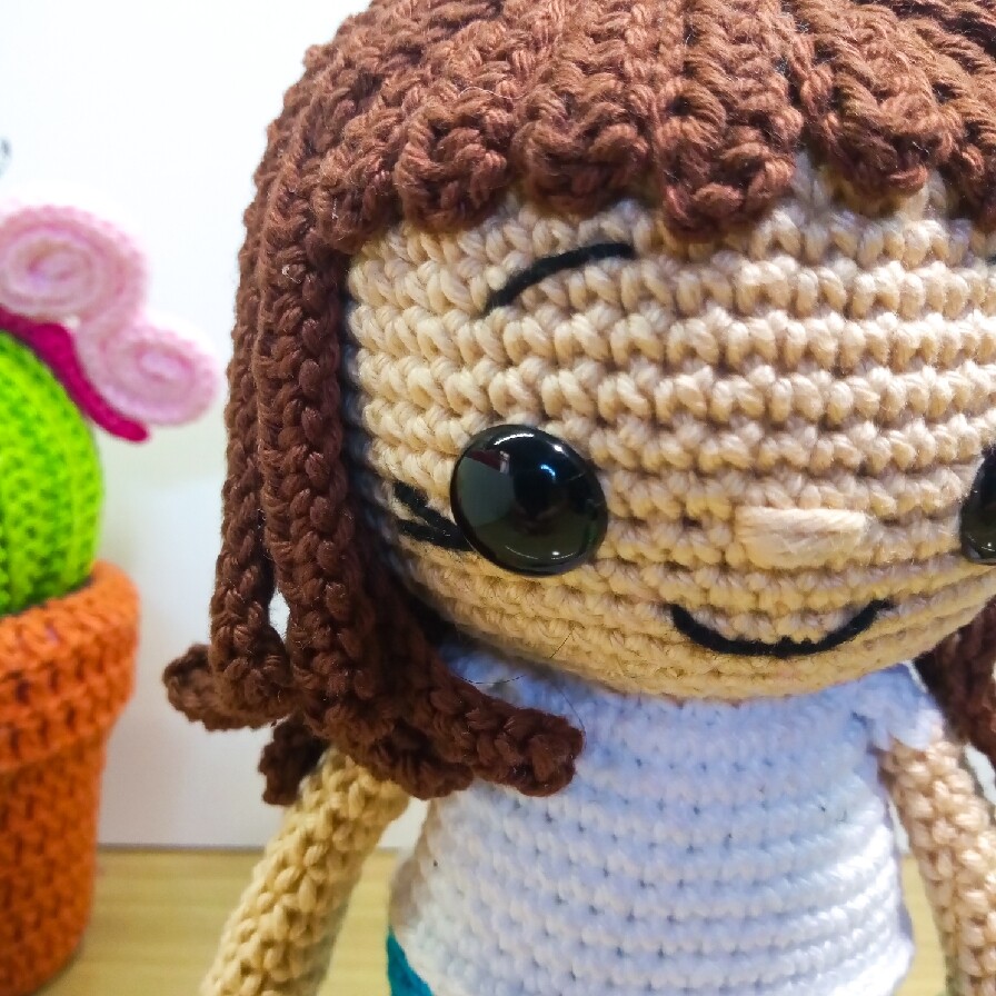 Boneco Personalizado Mini Mim – Com o Uniforme da Criança Amig