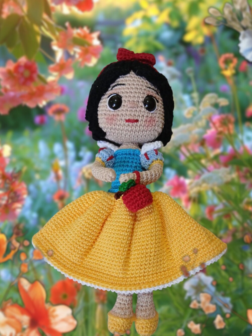 Boneca Bianca de Neve em Amigurumi – Clássico Conto de fadas