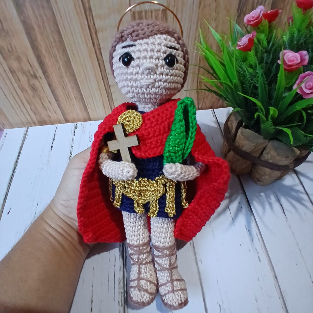 Santo Expedito Amigurumi 23cm - Pronta Entrega