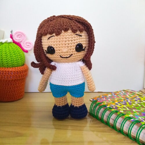 Boneco Personalizado Mini Mim – Com o Uniforme da Criança Amig
