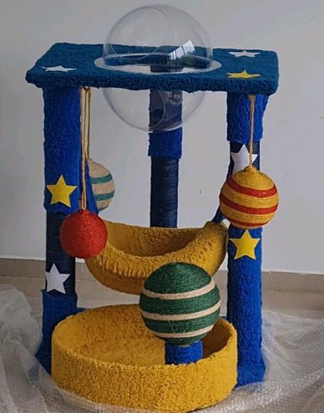 Arranhado de Gatos Espacial 4