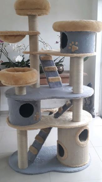 Arranhador para Gato Gigante