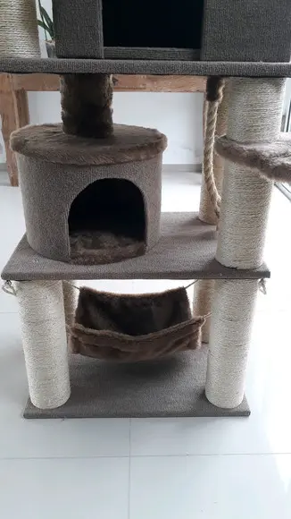 Arranhador para Gato com Tapete