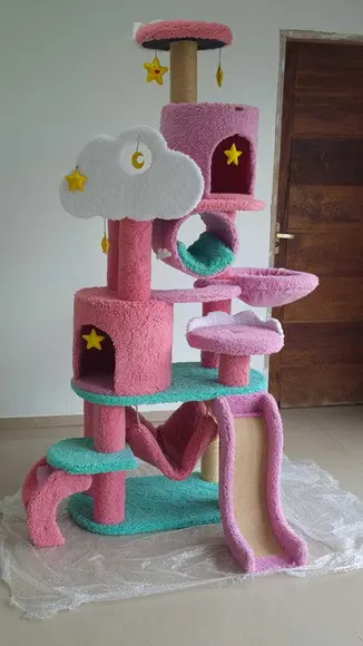 Arranhador para Gato Purpura Gigante