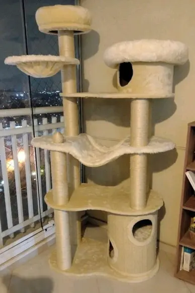 Arranhador para Gato Tro de Ferro