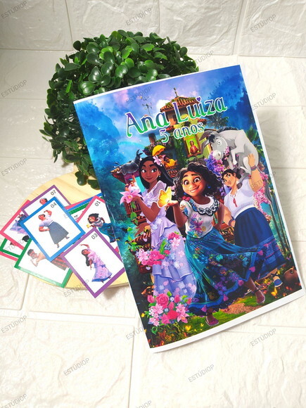 Álbum de Figurinhas Encanto Disney