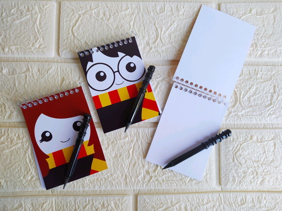 Bloquinho e Mini Lápis Harry Potter