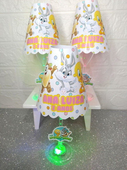 Centro de Mesa Taça Abajur Baby Looney Tunes.