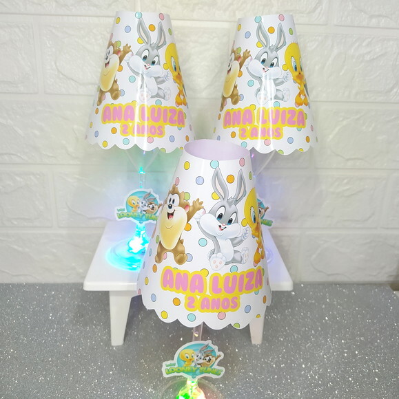 Centro de Mesa Taça Abajur Baby Looney Tunes.