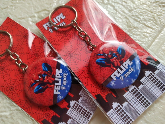 Chaveiro + Embalagem Homem Aranha