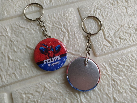 Chaveiro + Embalagem Homem Aranha