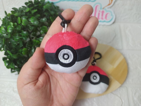 Chaveiro Pelúcia Pokémon