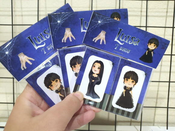 Jogo da Memória Wandinha Addams
