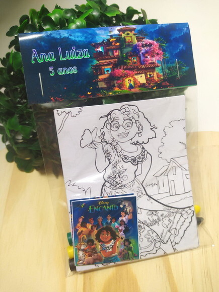Kit de Colorir + Adesivo Encanto Disney