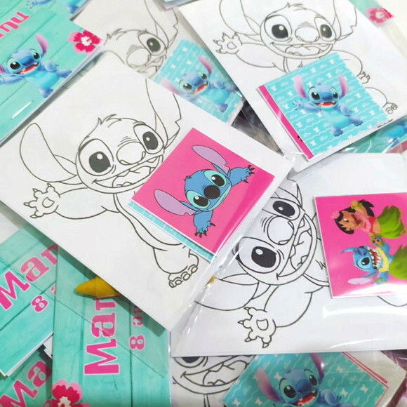 Kit de Colorir + Adesivo Lilo e Stitch