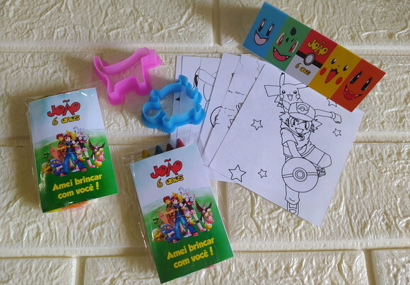 Kit Massinha + Kit de Colorir Pokemon