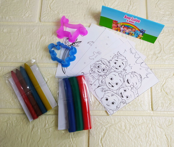 Kit Massinha E Kit De Colorir Cocomelon