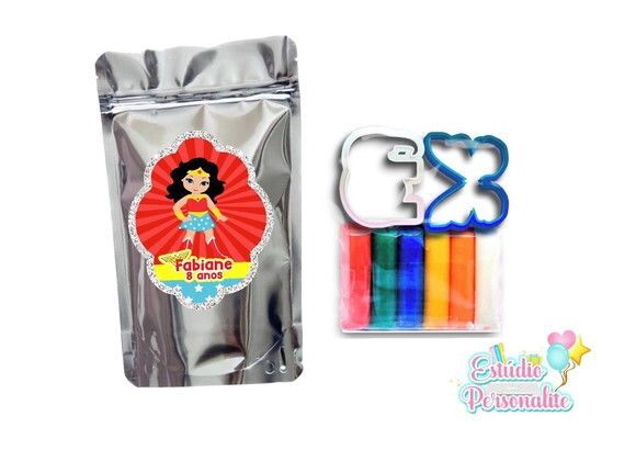 Kit Massinha no Saquinho Metalizado Mulher Maravilha