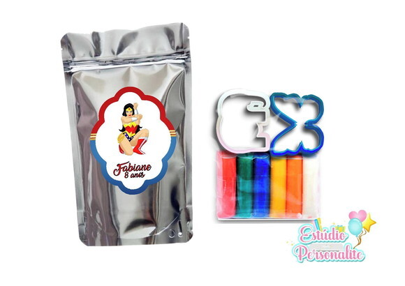 Kit Massinha no Saquinho Metalizado Mulher Maravilha